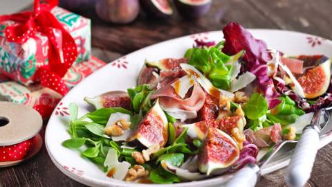 Salad with Figs and Parmesan
