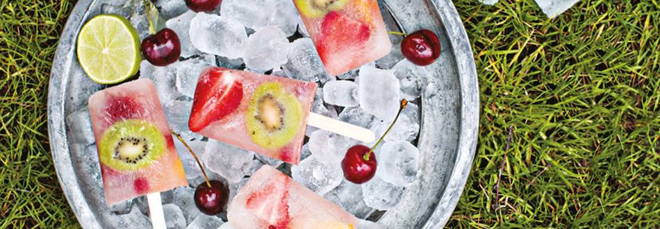 Fruity ice pops